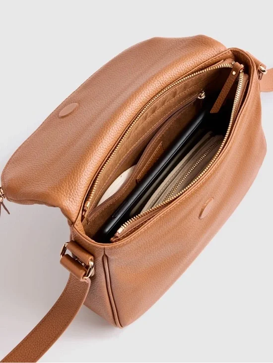 Quince Italian Leather Foldover Crossbody Bag in Cognac PERFECT WITH DUST BAG! - Picture 6 of 7